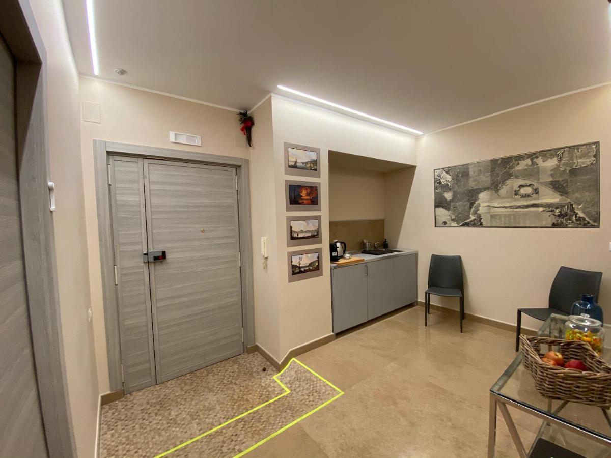 Mdc Luxury Rooms Napels Buitenkant foto