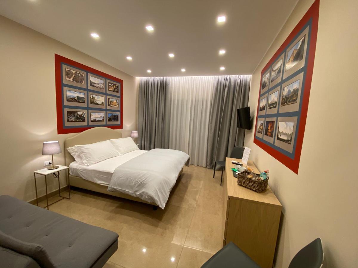 Mdc Luxury Rooms Napels Buitenkant foto
