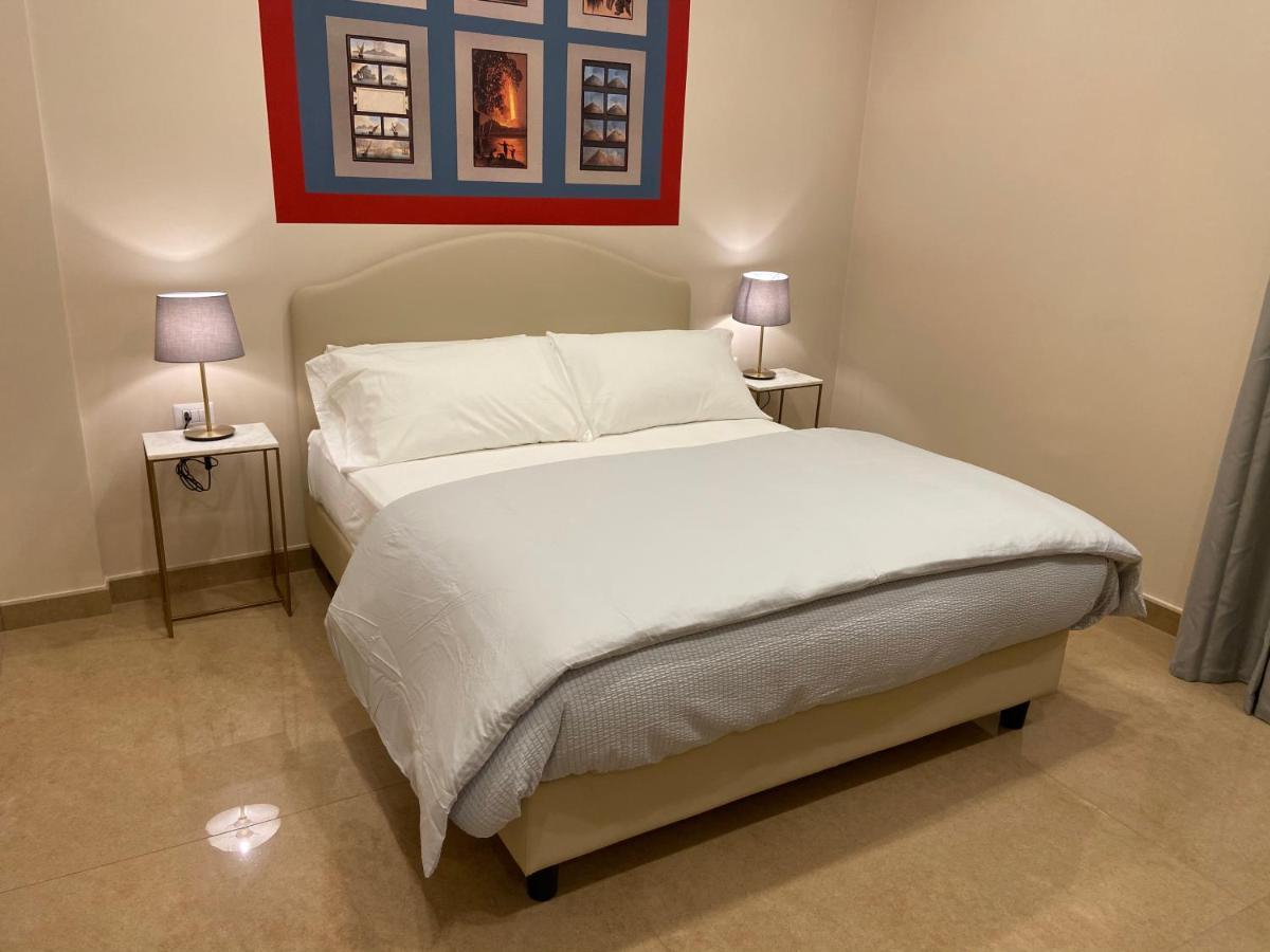 Mdc Luxury Rooms Napels Buitenkant foto