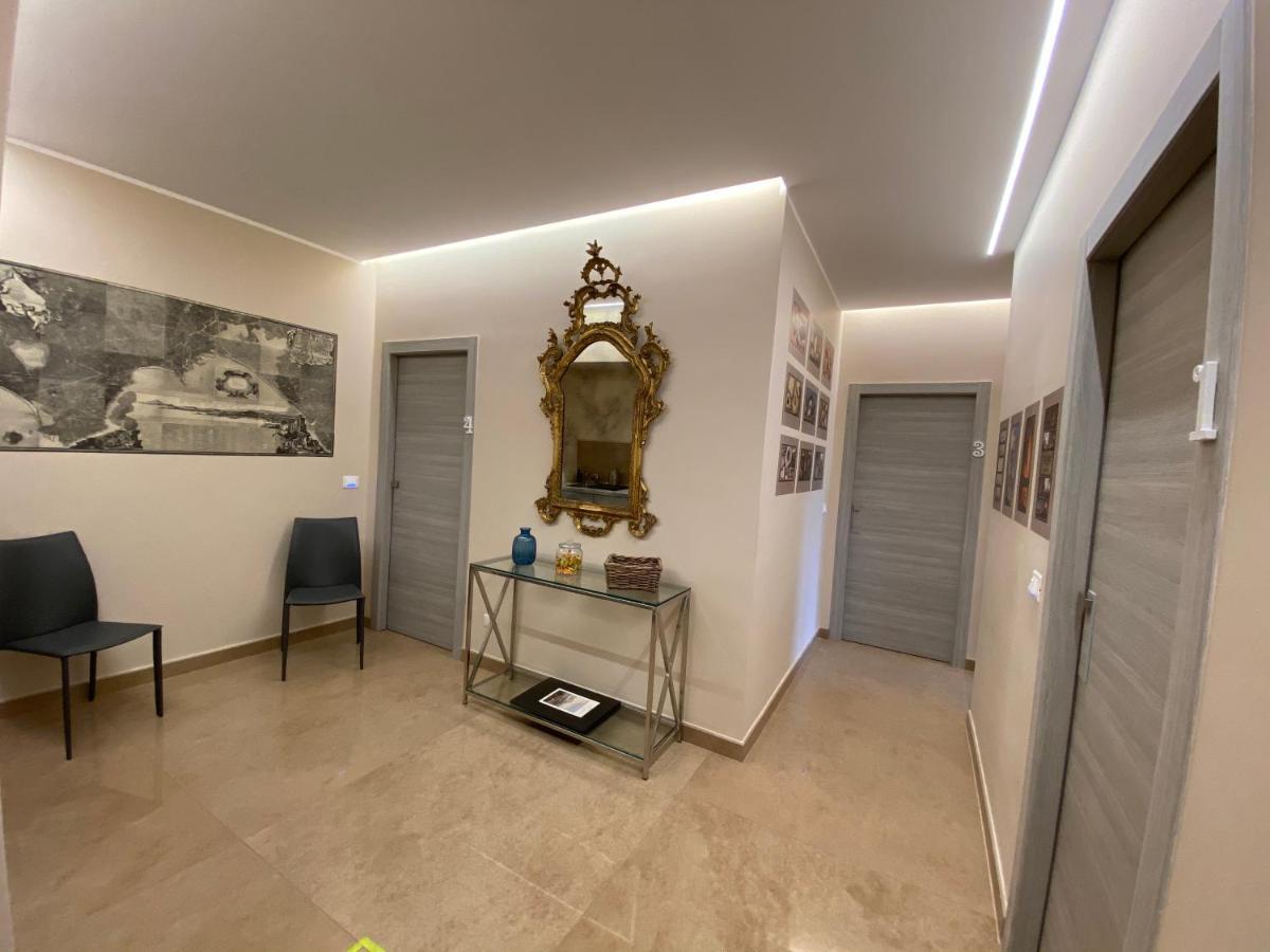 Mdc Luxury Rooms Napels Buitenkant foto