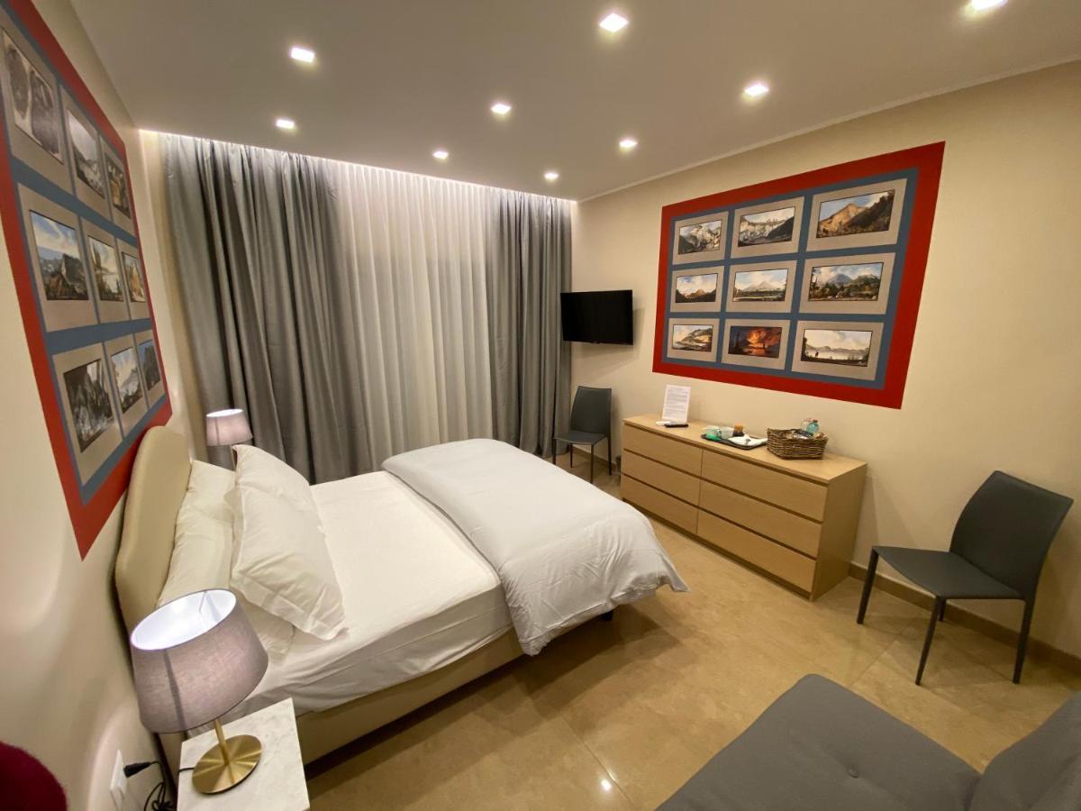 Mdc Luxury Rooms Napels Buitenkant foto