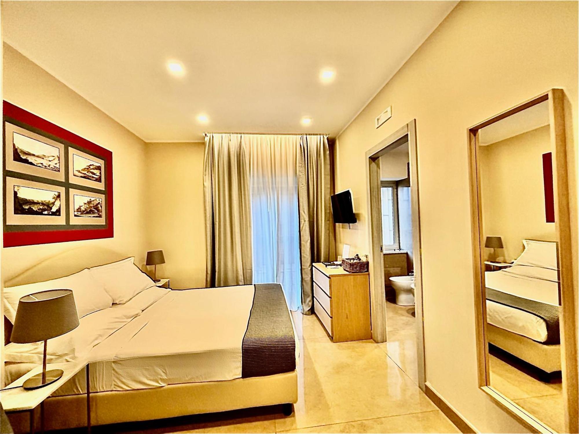 Mdc Luxury Rooms Napels Buitenkant foto