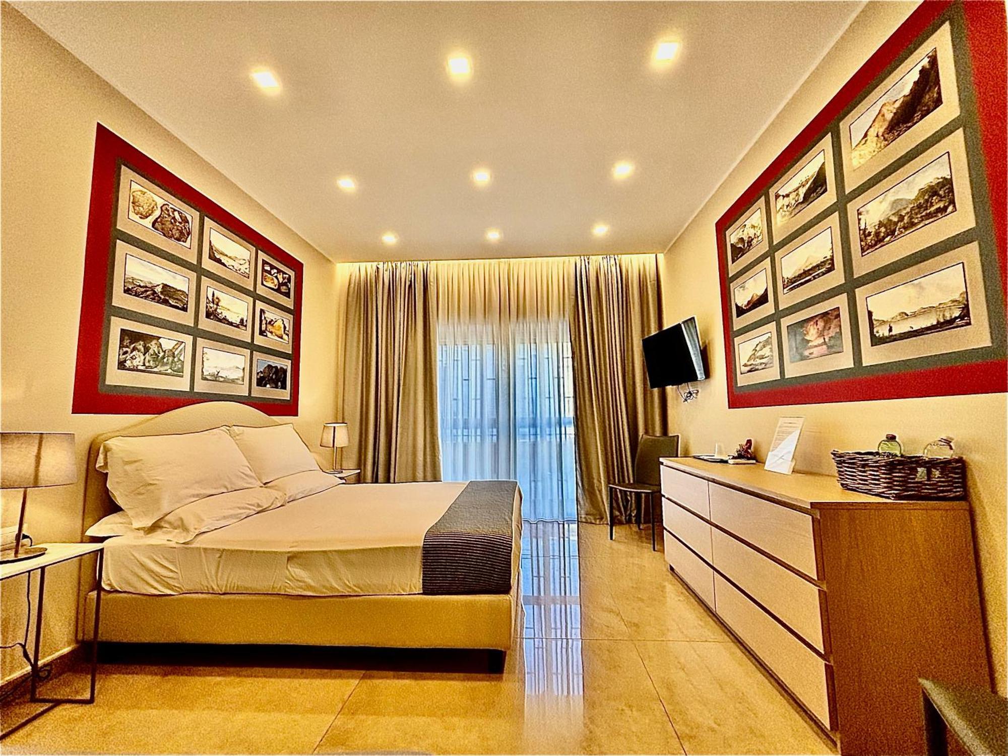 Mdc Luxury Rooms Napels Buitenkant foto