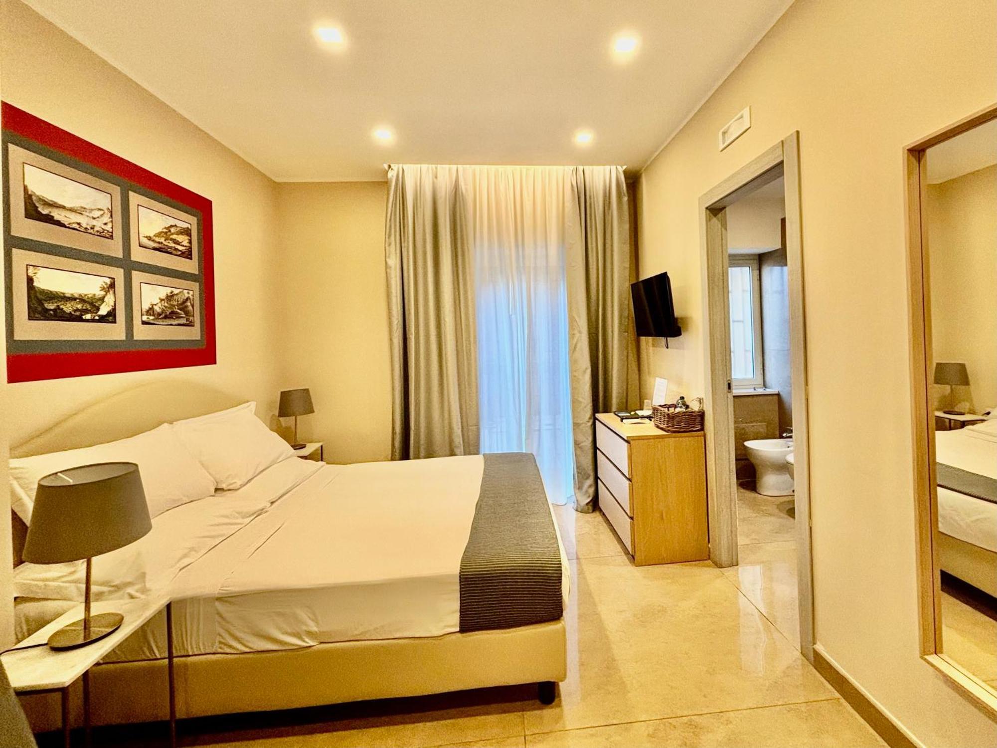Mdc Luxury Rooms Napels Buitenkant foto