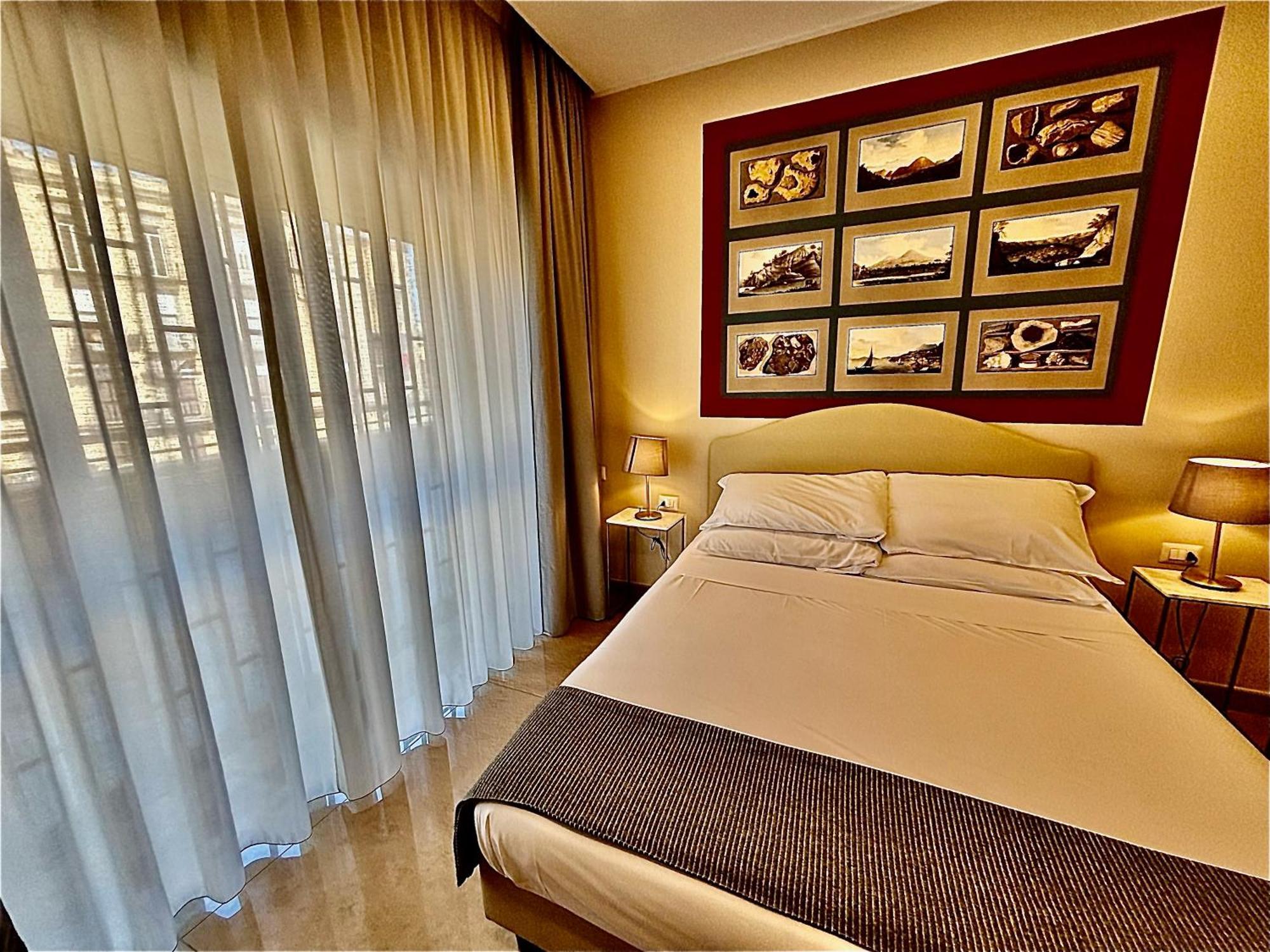 Mdc Luxury Rooms Napels Buitenkant foto