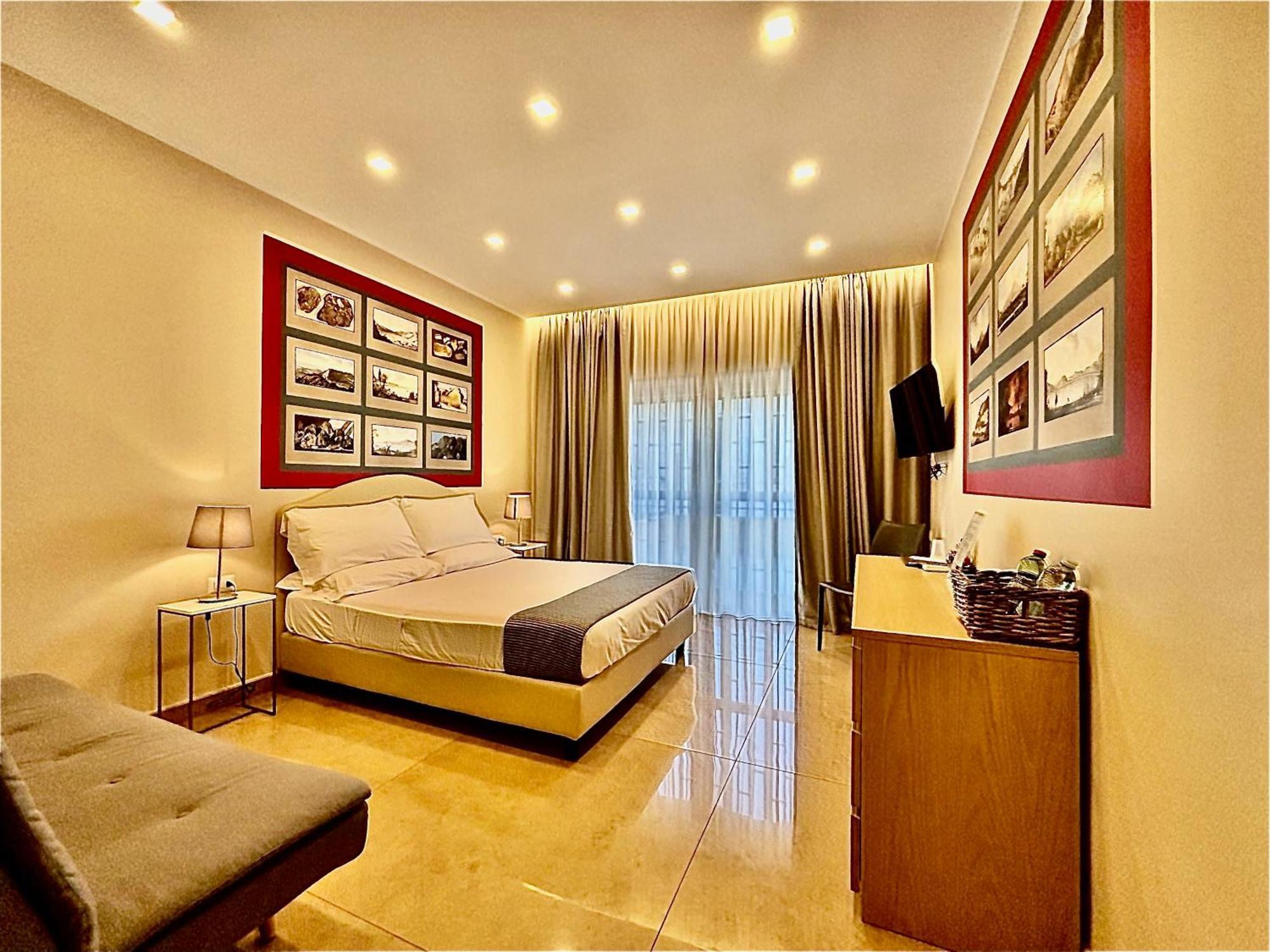Mdc Luxury Rooms Napels Buitenkant foto